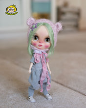 Load image into Gallery viewer, Custom Blythe doll "Aurora"