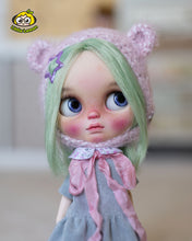 Load image into Gallery viewer, Custom Blythe doll "Aurora"