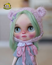 Load image into Gallery viewer, Custom Blythe doll "Aurora"