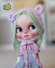 Load image into Gallery viewer, Custom Blythe doll "Aurora"