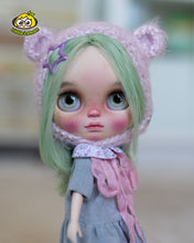 Load image into Gallery viewer, Custom Blythe doll "Aurora"