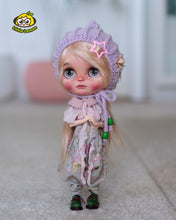 Load image into Gallery viewer, Custom Blythe doll "Saffy"
