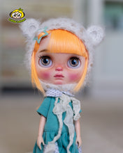 Load image into Gallery viewer, DOLLS WITH SOUL COLLECTION - Custom Blythe doll "Dori"