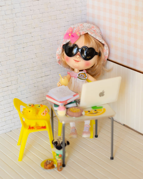 Lemon's mobile office