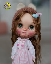 Load image into Gallery viewer, Custom Blythe doll &quot;Pandora&quot;
