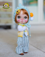 Load image into Gallery viewer, Custom Blythe doll &quot;Papaya&quot;
