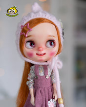 Load image into Gallery viewer, Custom Blythe doll &quot;Peach&quot;
