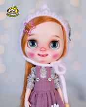 Load image into Gallery viewer, Custom Blythe doll &quot;Peach&quot;
