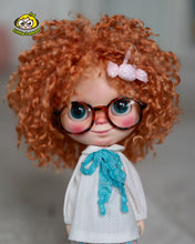 Load image into Gallery viewer, Custom Blythe doll &quot;Mandarina&quot;
