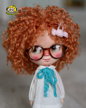 Load image into Gallery viewer, Custom Blythe doll &quot;Mandarina&quot;
