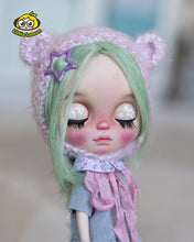 Load image into Gallery viewer, Custom Blythe doll &quot;Aurora&quot;
