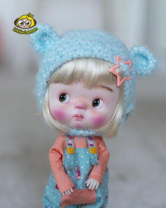 QBaby Kitty doll "Banana"