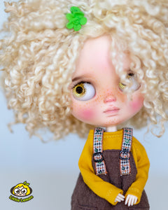 Custom Blythe doll "Nube"