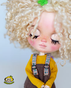 Custom Blythe doll "Nube"