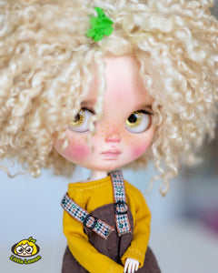 Custom Blythe doll "Nube"