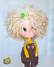 Load image into Gallery viewer, Custom Blythe doll &quot;Nube&quot;
