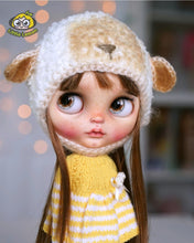 Load image into Gallery viewer, Custom Blythe doll &quot;Yoyo&quot;
