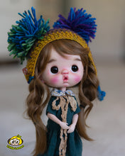 Load image into Gallery viewer, Huhu doll &quot;Nicolette&quot;
